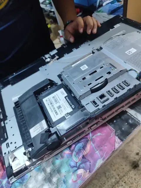 Cambio de Disco Duro por SSD y Ampliación de Memoria