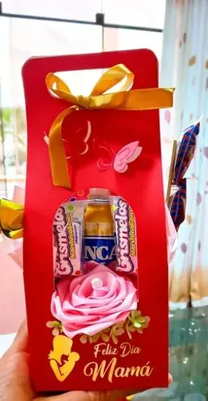 Detalles personalizados Wendy BF: cajitas de regalo, arreglos con globos, canastas de chocolates y flores para el Día de la Madre y cumpleaños en Chimbote