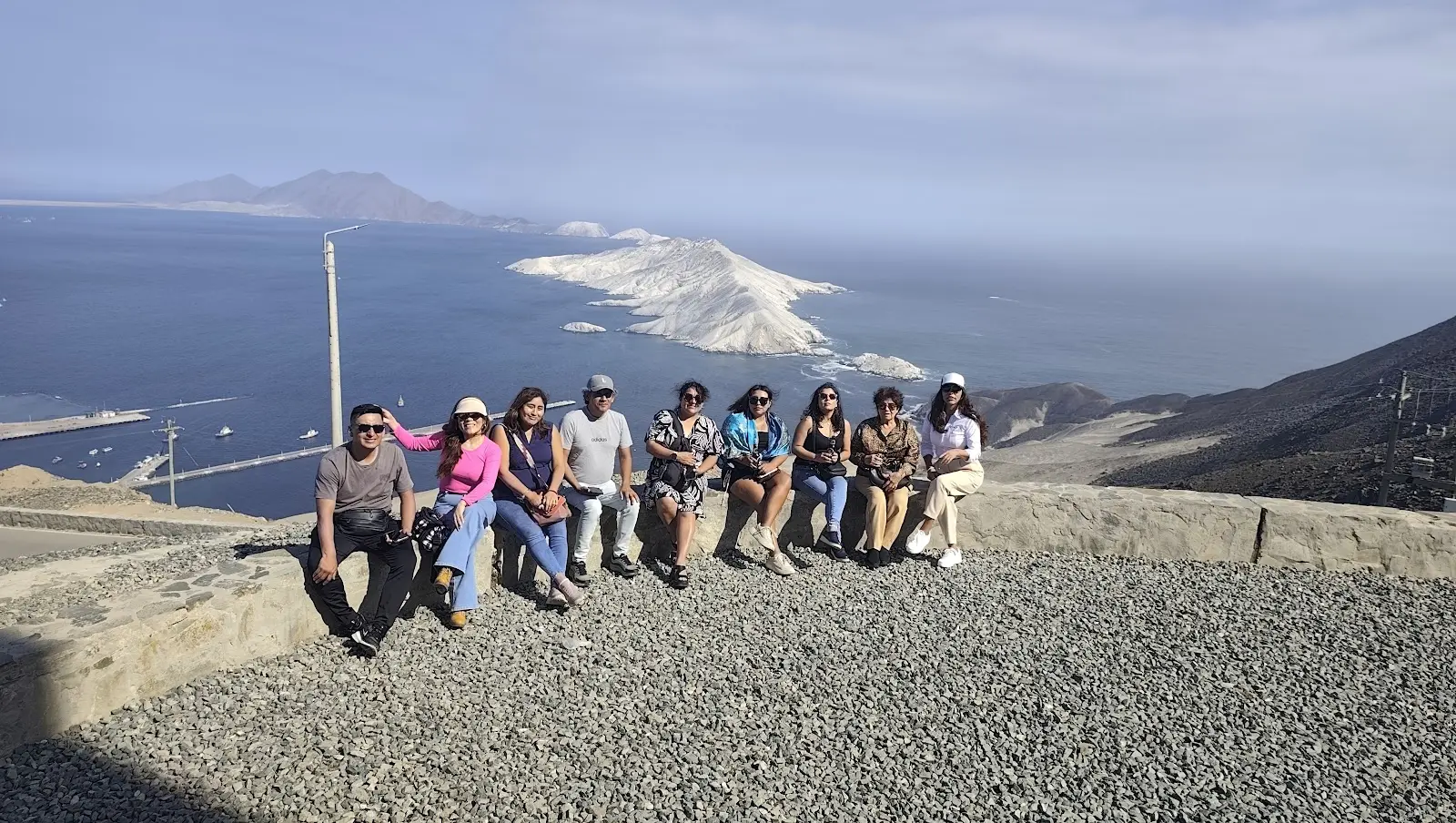 Abrir tarjeta de Antonella Tours Perú