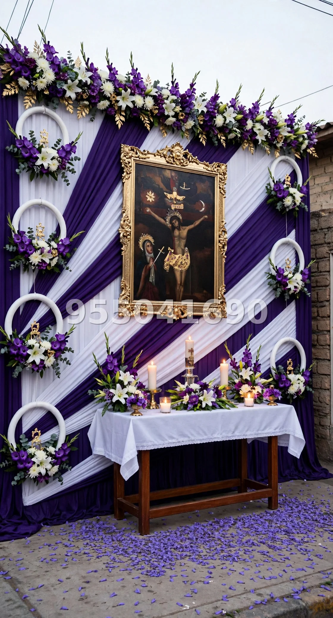 Fondo de altar Señor de los Milagros diseño 2: con drapeado en cascada y marco dorado
