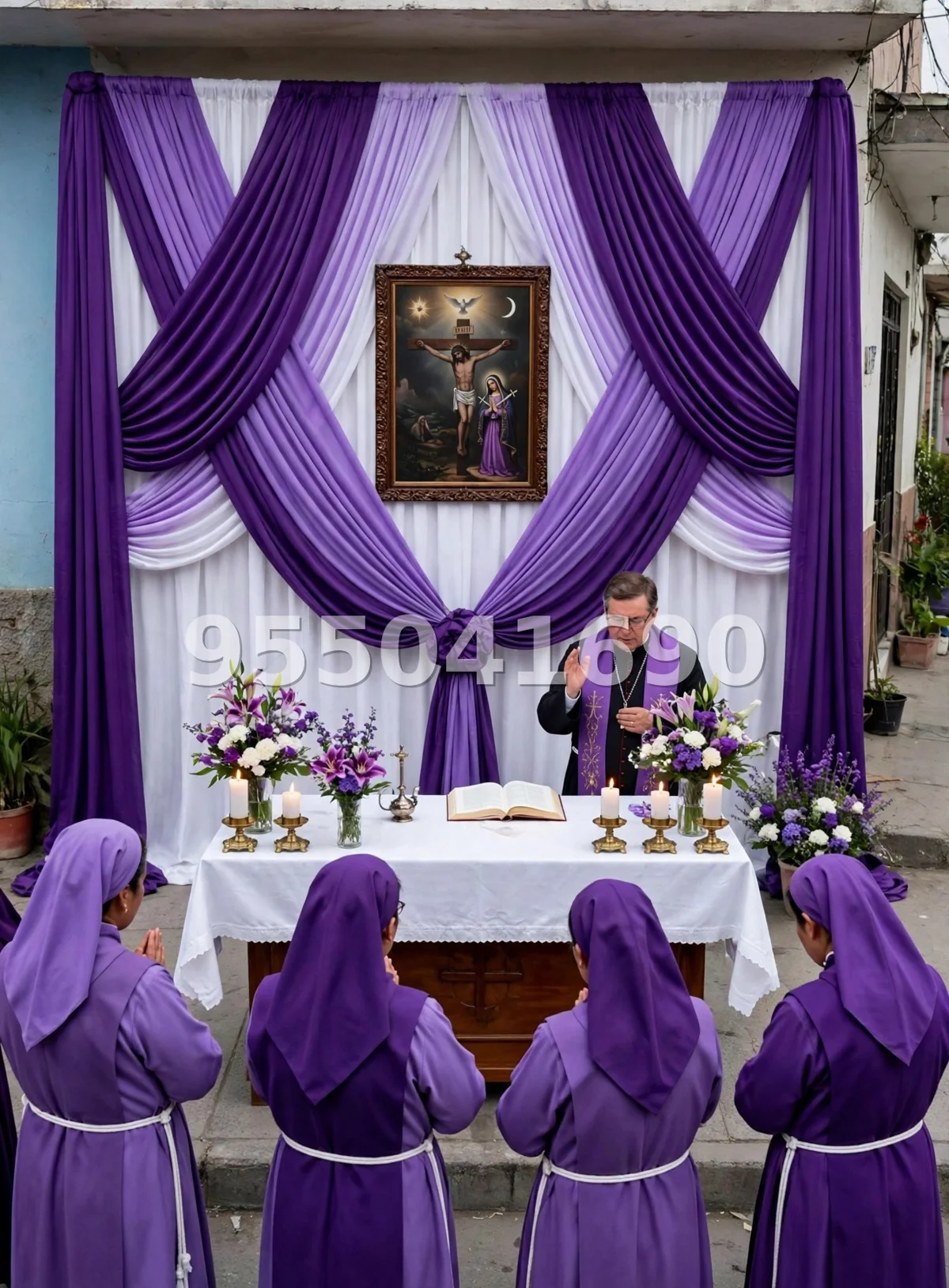 Fondo de altar Señor de los Milagros diseño 23: clásico en dos tonos, con mesa y floreros al centro