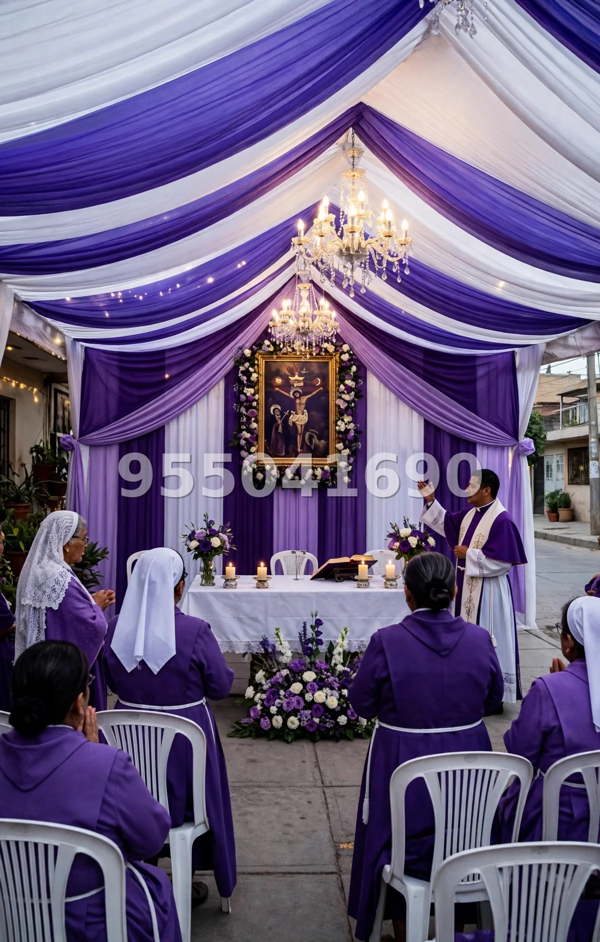 Fondo de altar Señor de los Milagros diseño 26: bajo toldo, con entelado de techo y arañas colgantes