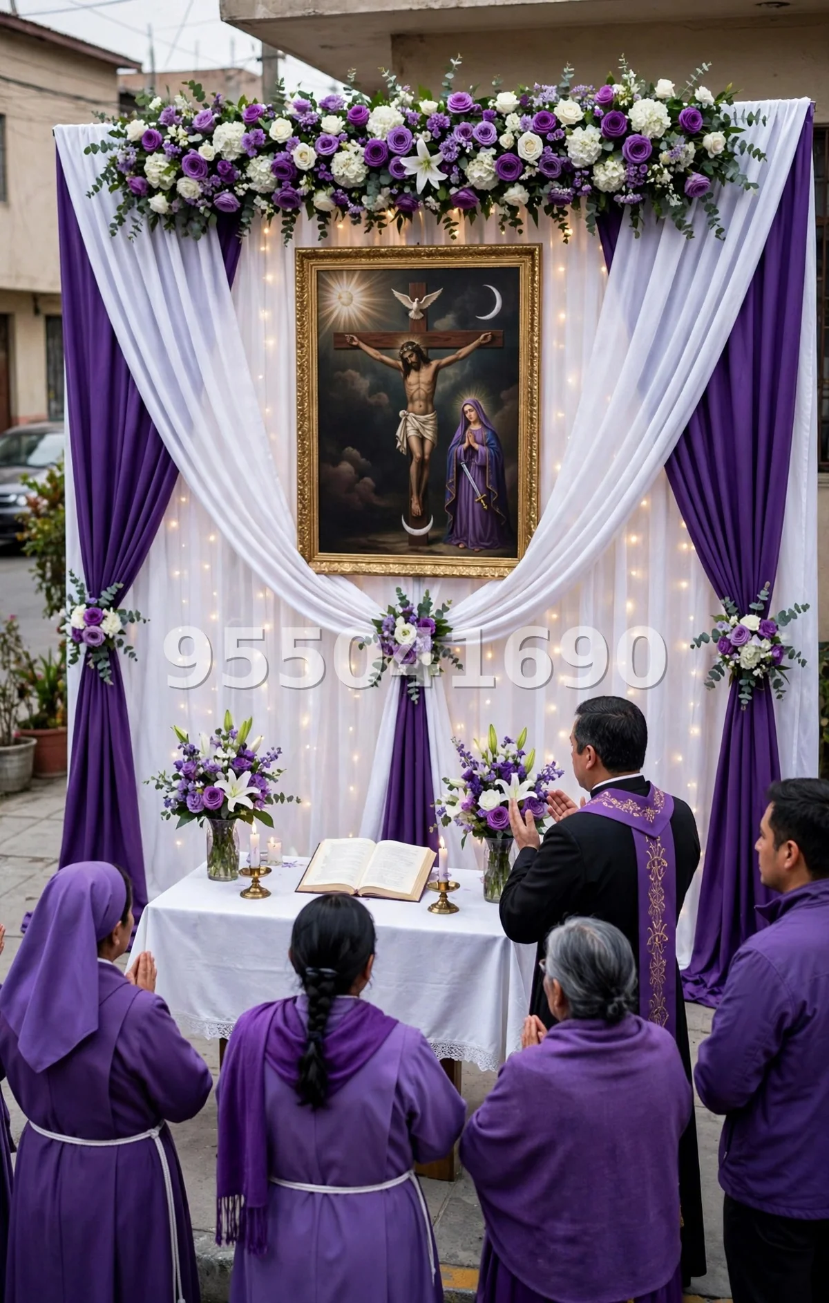 Fondo de altar Señor de los Milagros diseño 50: con caída en V en morado de dos tonos y blanco