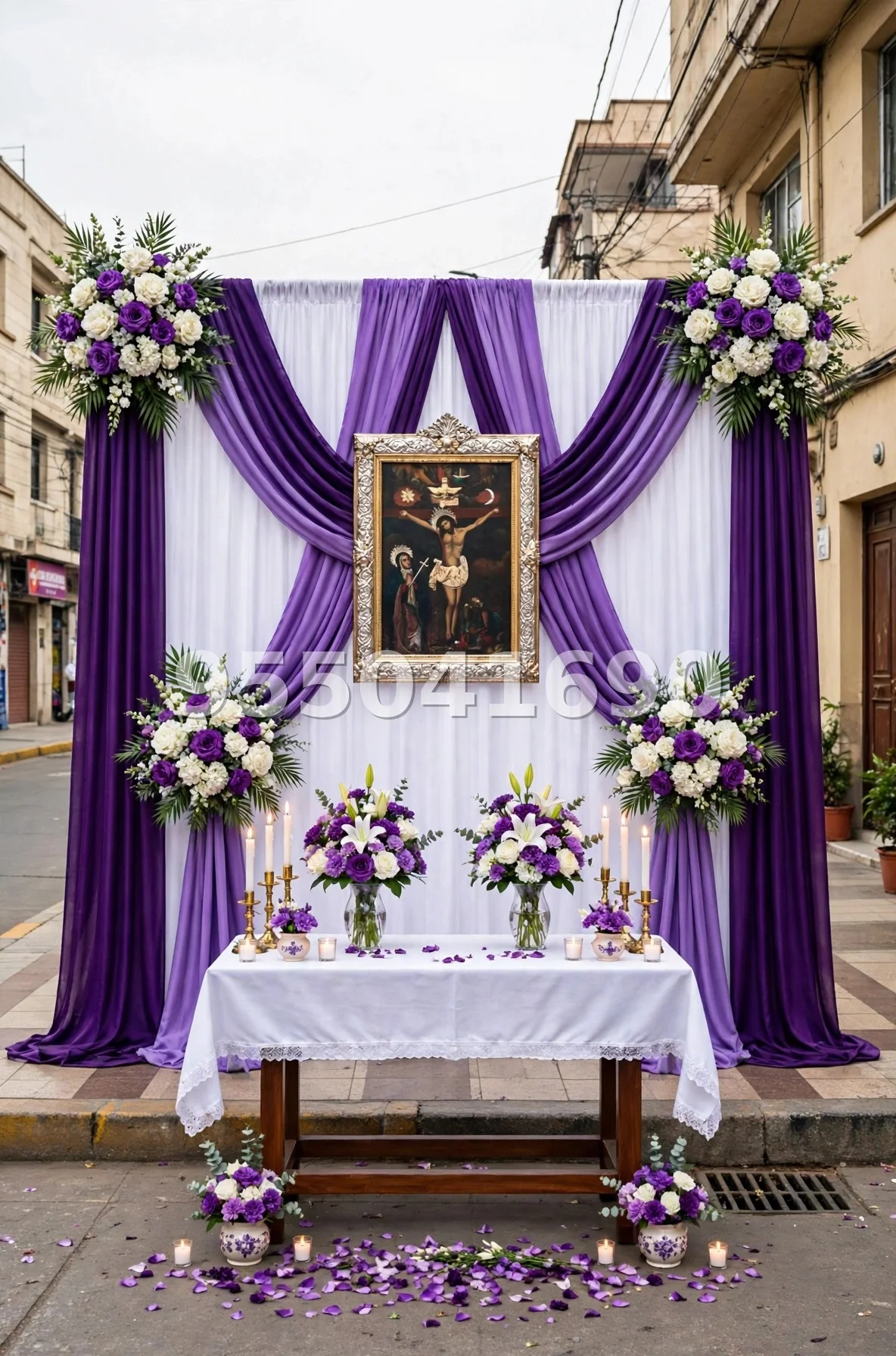 Fondo de altar Señor de los Milagros diseño 52: clásico en tres tonos de morado y blanco