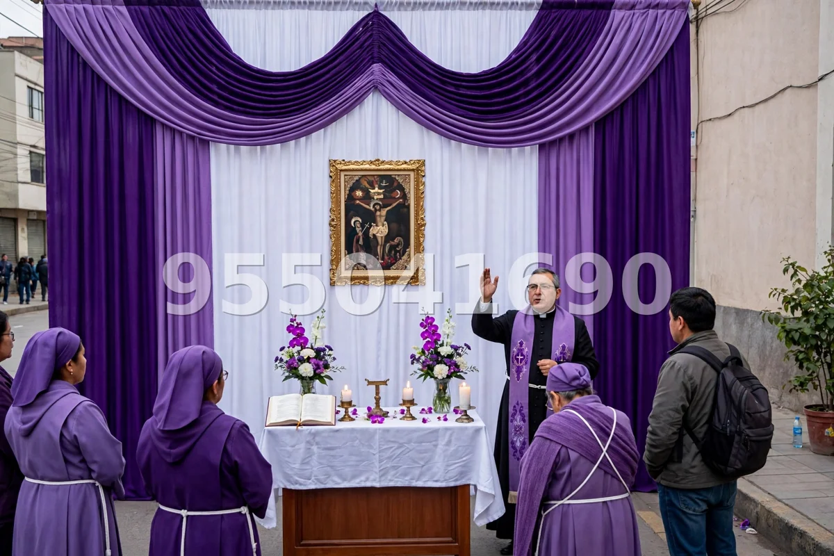 Fondo de altar Señor de los Milagros diseño 54: con el cuadro en marco dorado y cortinas en dos tonos
