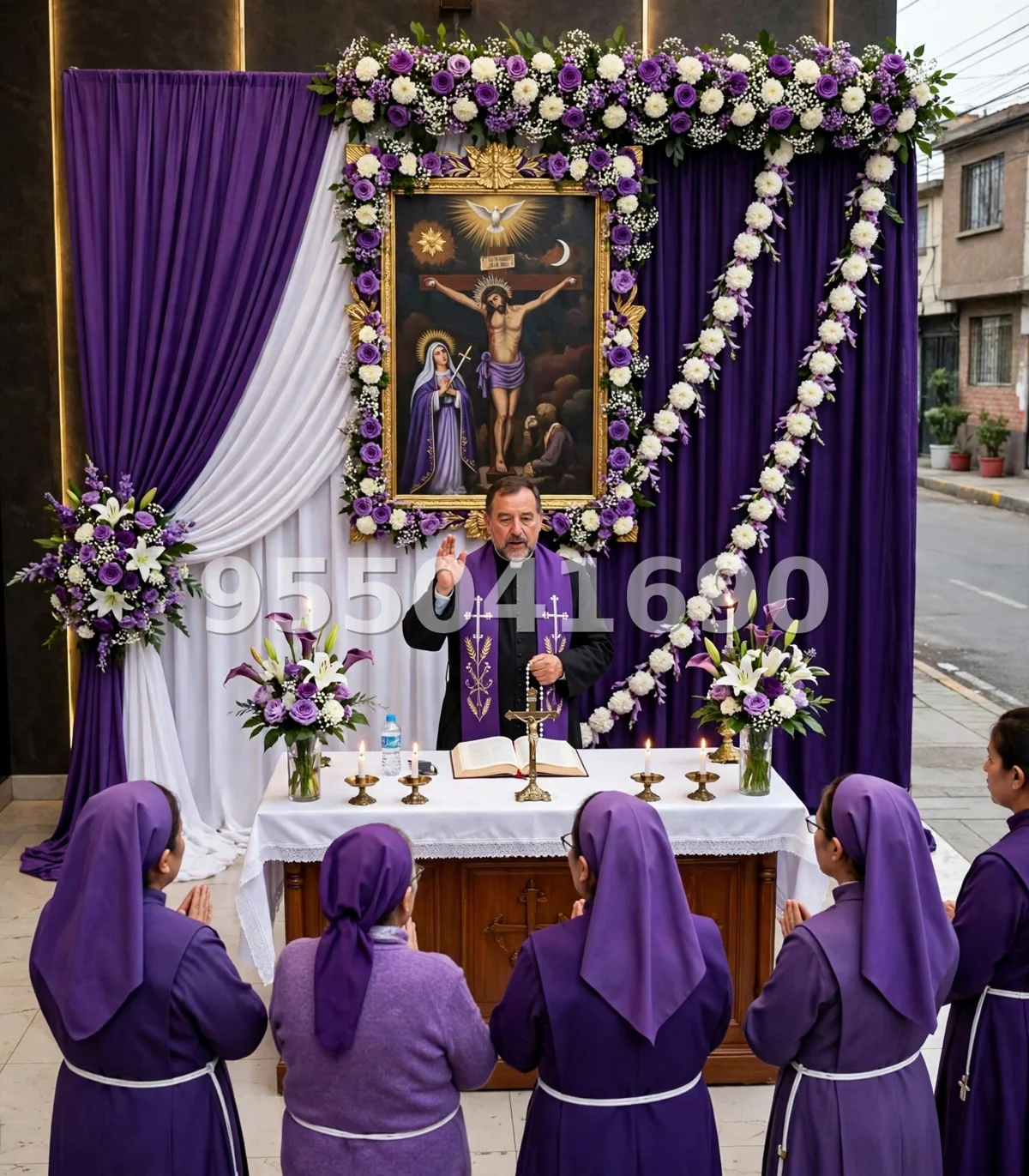 Fondo de altar Señor de los Milagros diseño 56: elegante, con el cuadro en marco dorado amplio