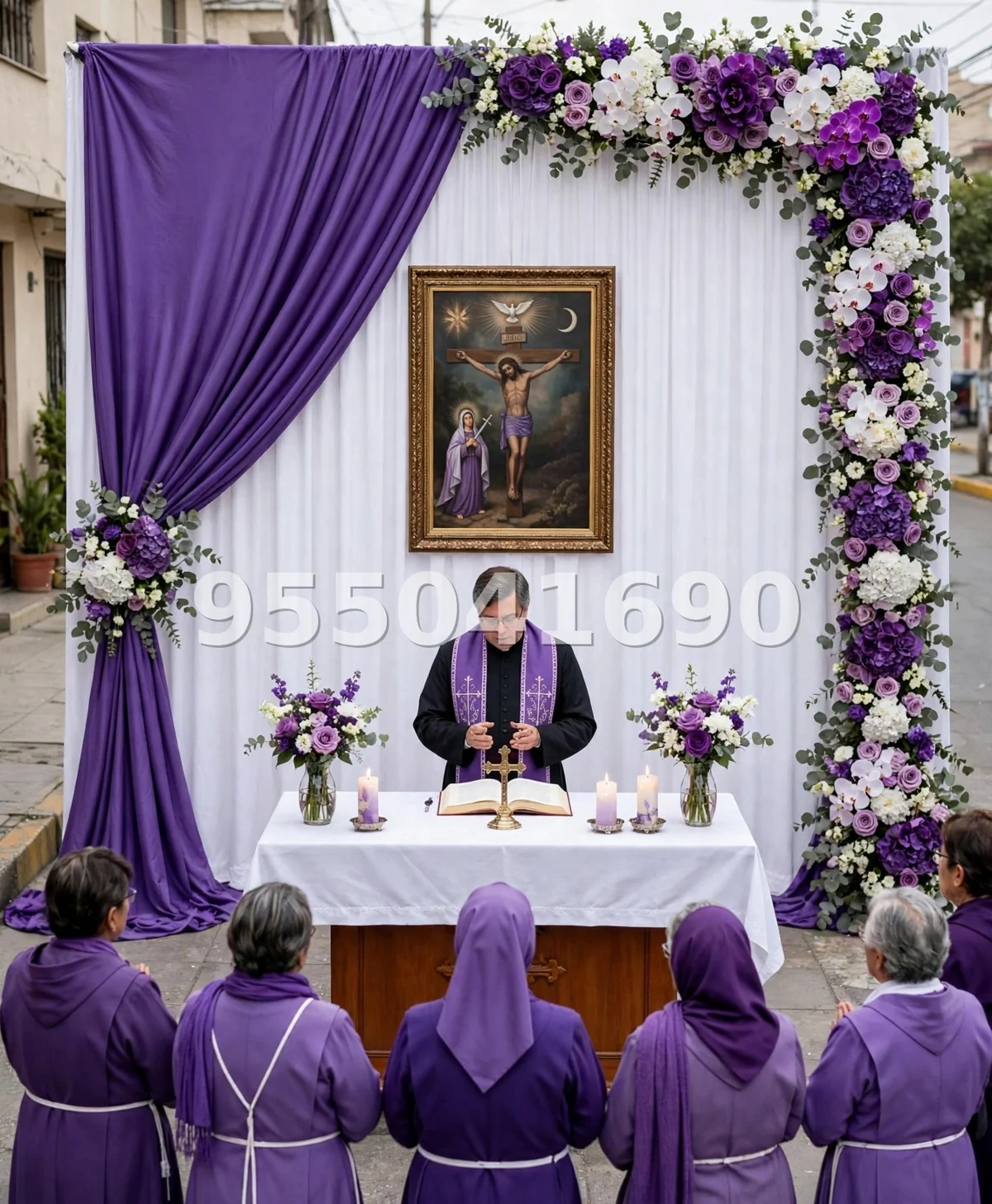Fondo de altar Señor de los Milagros diseño 57: con columna floral lateral y cortina morada al costado