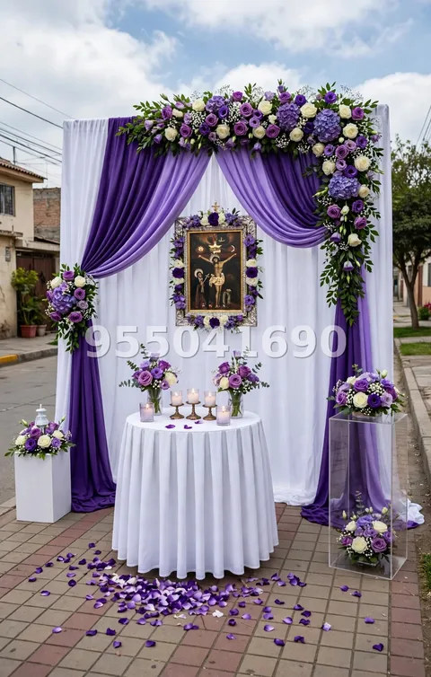 Fondo de altar Señor de los Milagros diseño 63: con el cuadro enmarcado en flores y mesa redonda