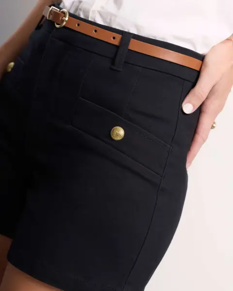 Short Sastrero Negro