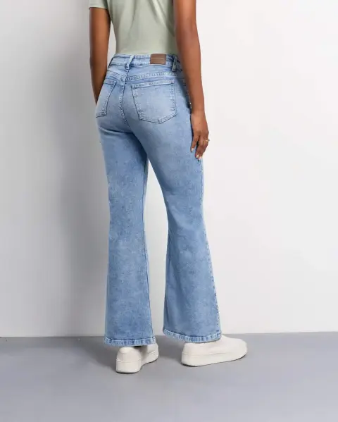 Jean Wide Leg Light Wash