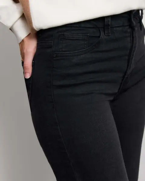 Jean Wanda Carbon