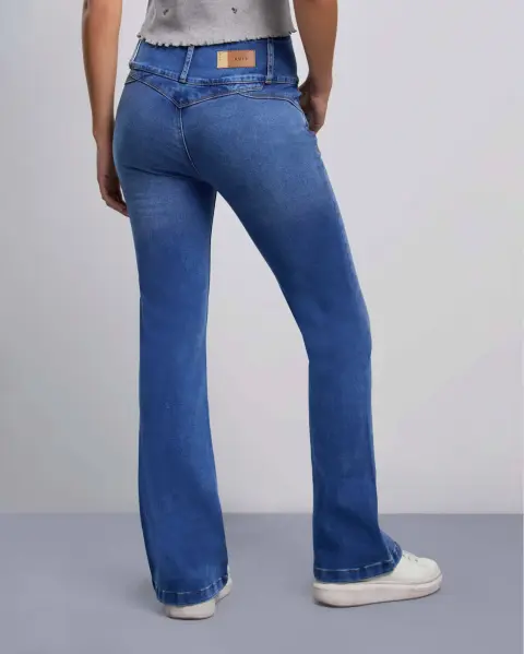 Jean Berenice Total Bleach