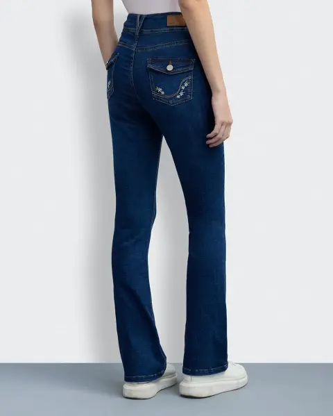 Jean Carme Dark Wash