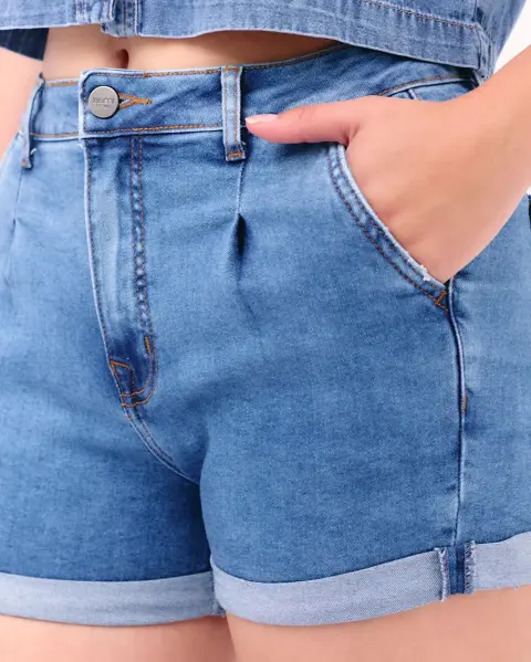 Short Denim Mom Fit Dirty Bleach
