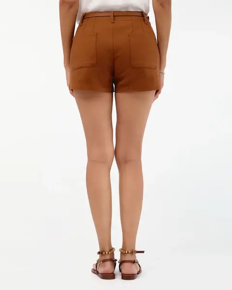 Short Maddyson Marron Roble