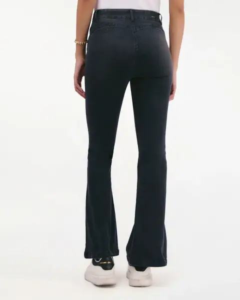 Jean Brigit Total Carbon