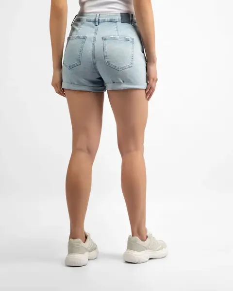 Short Jean Mom White Denim