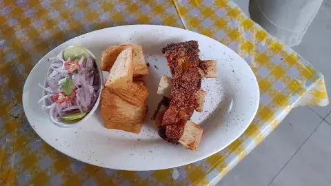 Balanza Restaurante " MI MAMÁ NO ME QUIERE"