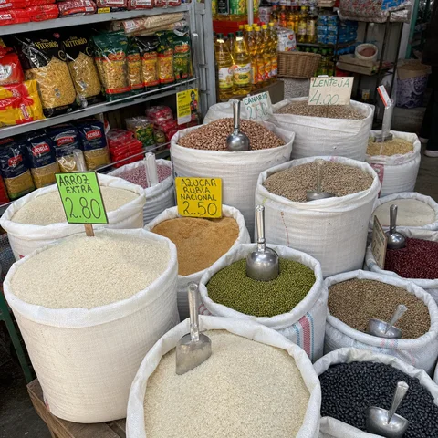 Abarrotes básicos de uso diario