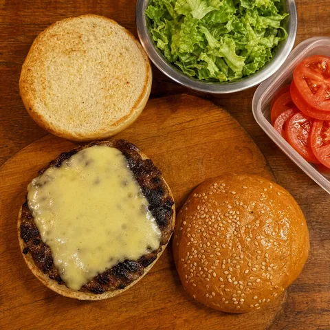 Hamburguesa a la parrilla artesanal