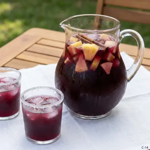 Jarra de chicha morada para compartir