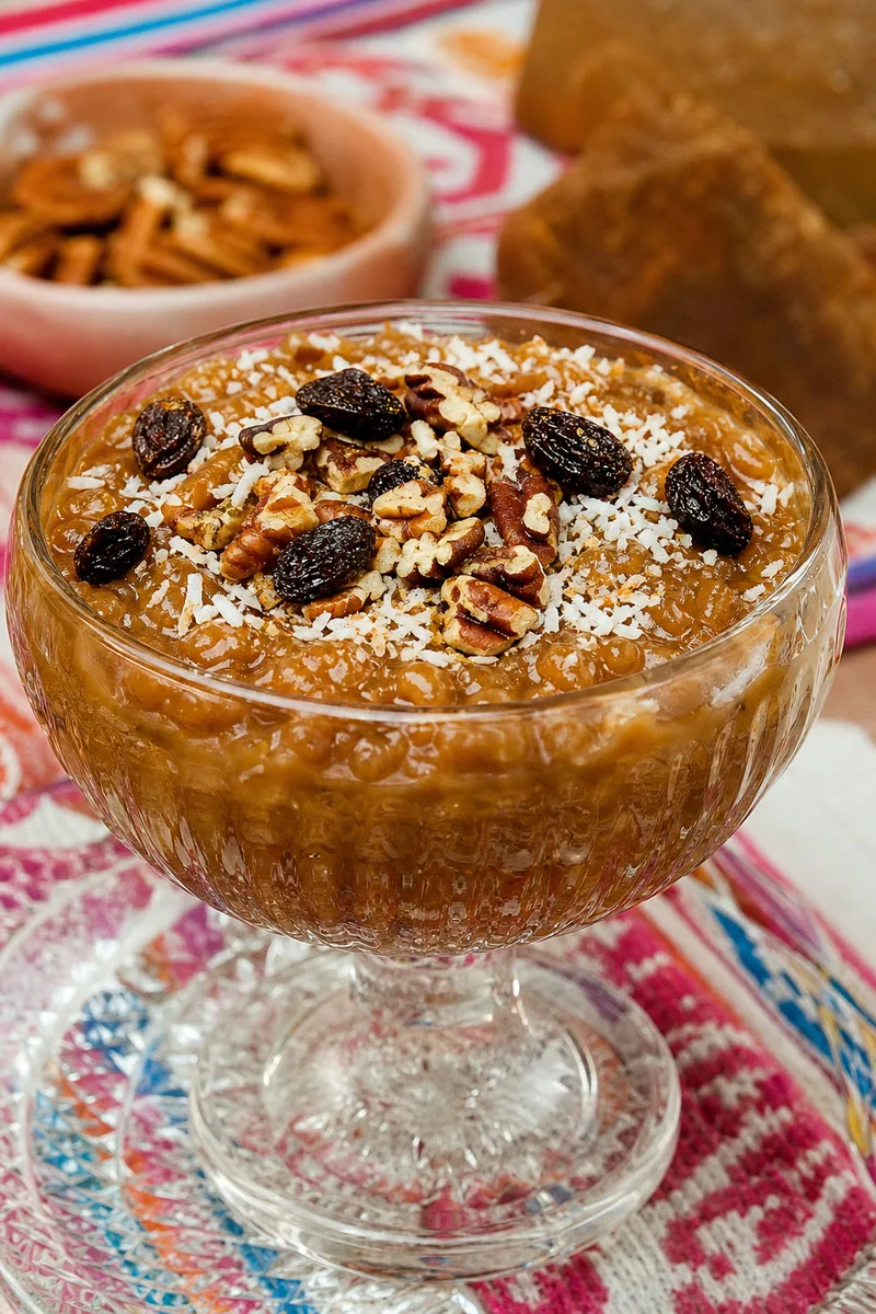 Postres individuales y cremas de la casa