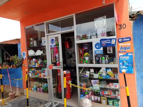 Bodega Bazar MIS TRES AMORES