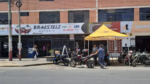 Braesteli Motos