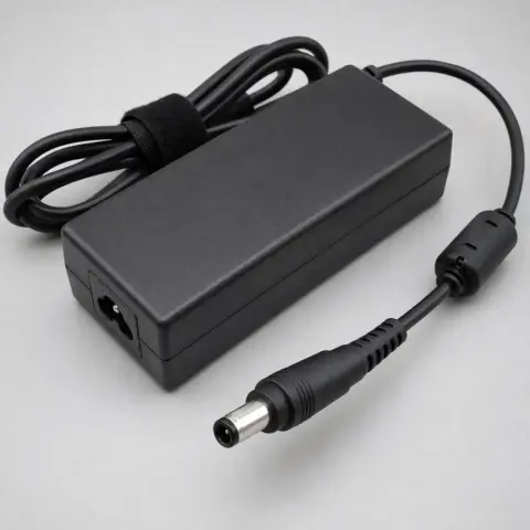 Cargador compatible Toshiba 19V 4.74A 90W — punta redonda 5.5×2.5 mm