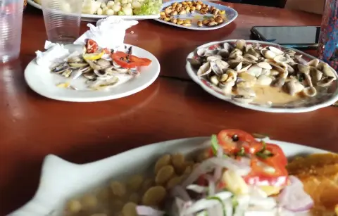 Cevichería Charito