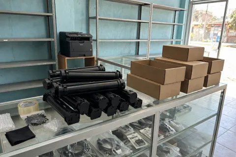 Venta de tóner original y compatible para impresoras láser