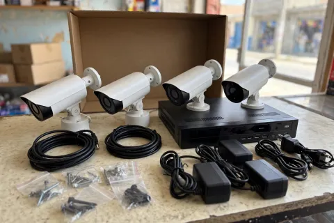 Venta de kits de cámaras de seguridad para casa y negocio