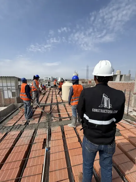 CONSTRUCTORA CIM, Arquitectura y Diseño.