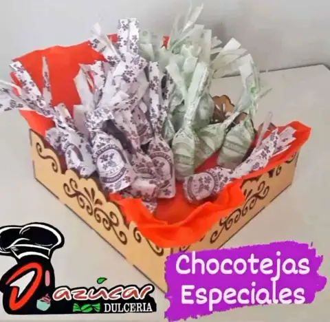Chocotejas especiales en caja de madera (para regalo)
