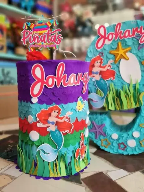 Piñatas giratorias personalizadas