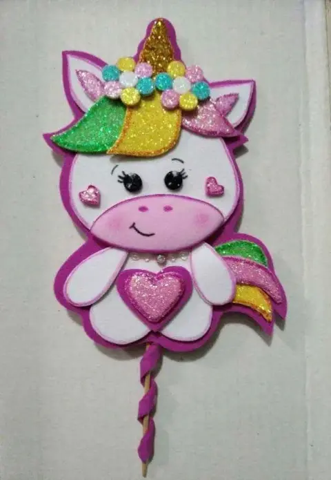 Cake topper en foami