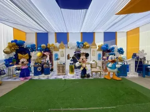 Decoración temática de Mickey Mouse y Donald