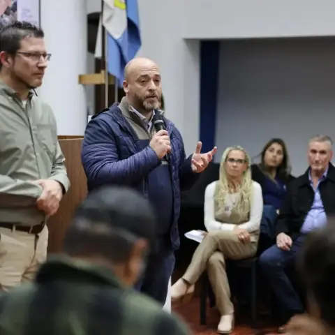Clase de conducción defensiva para empresas