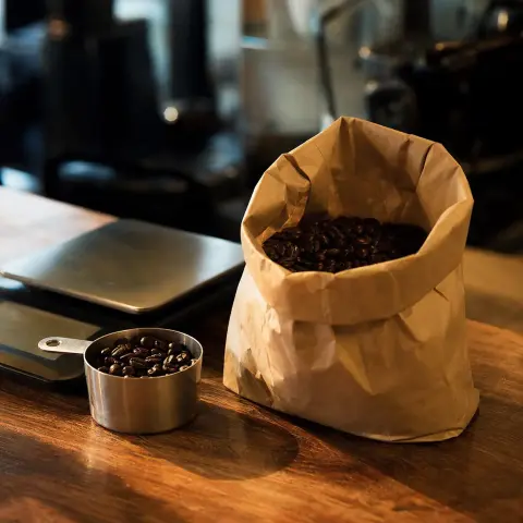 Media libra de café en grano