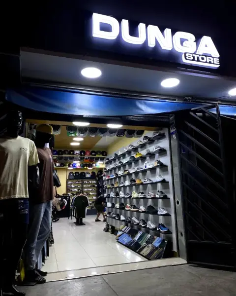 DUNGA store