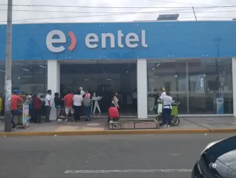 TIENDA FRANCISCO BOLOGNESI CHIMBOTE - ENTEL