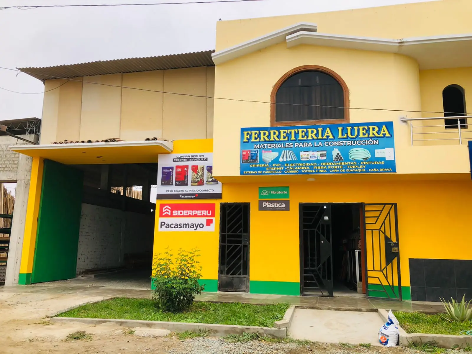 Abrir tarjeta de Ferreteria y Transporte LUERA