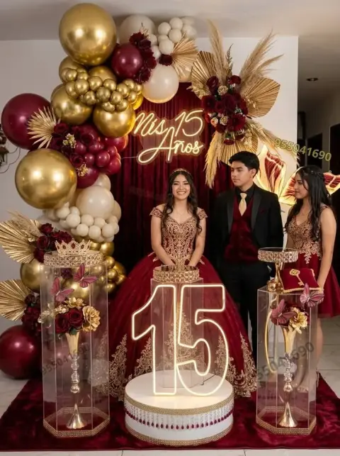 Fiestas de kino en tonos rojos con dorado en Santa