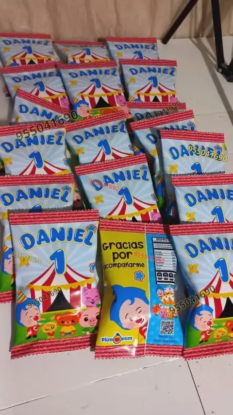 Sorpresas y recuerdos de salida personalizados de Plim Plim en Santa