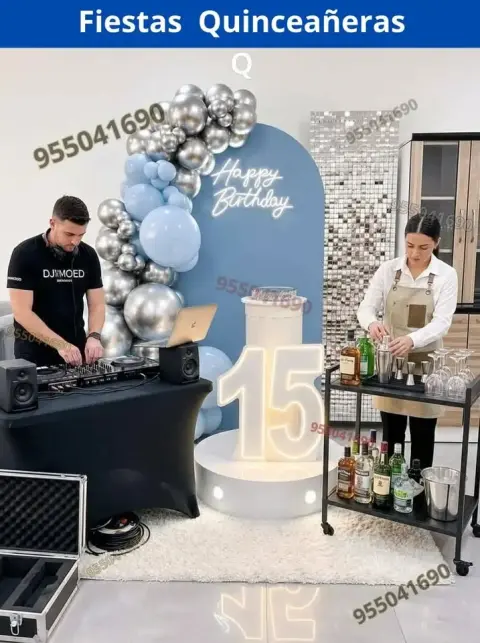 Decoracion sencilla y rapida en celeste para 15 años Coishco