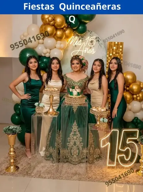 Fiesta familiar de 15 años en verde botella y verde petroleo Cambio Puente