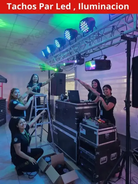 Iluminacion arquitectonica para toldos y banquetes con tachos par led en Santa
