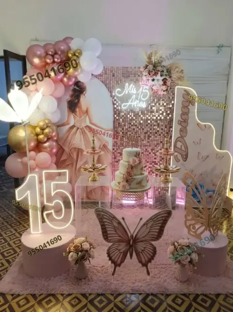 Decoración palo rosa para quinceañera de gala en Chimbote