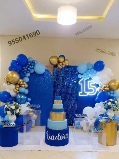 Decoración de 15 años en tonos azules con mariposas en Coishco