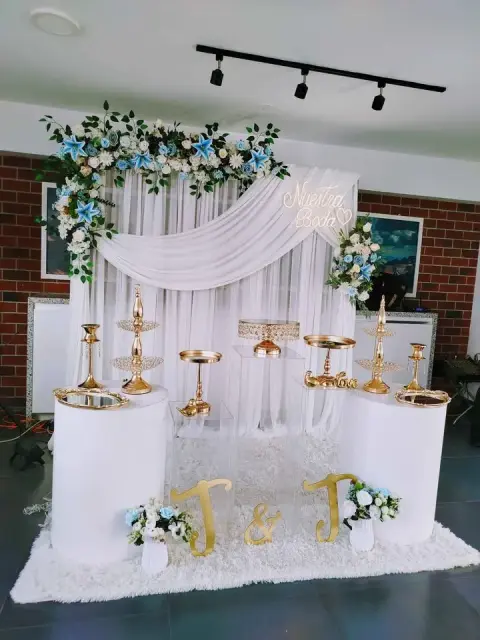 Decoración para Boda Civil en blanco y dorado
